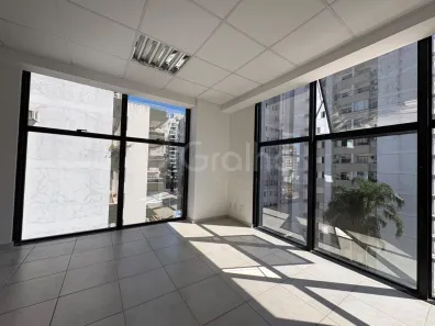 Sala Comercial à venda, 44m² no Centro, Florianópolis
