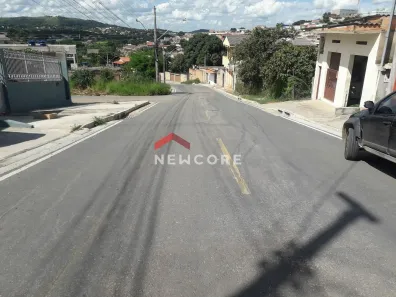 Casa com 2 Quartos à venda, 360m² no Florença, Ribeirão das Neves
