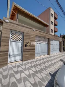 Sobrado com 3 Quartos à venda, 77m² no Guilhermina, Praia Grande