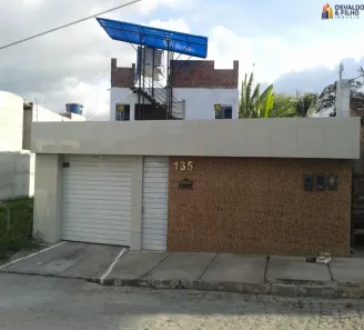 Apartamento com 2 Quartos para alugar, 70m² no Petrópolis, Caruaru