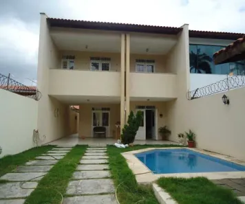 Sobrado com 3 Quartos à venda, 260m² no Edson Queiroz, Fortaleza