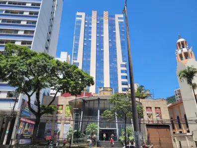 Sala Comercial para alugar, 164m² no Centro, Juiz de Fora