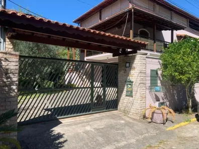 Sobrado com 3 Quartos à venda, 410m² no Parque Residencial Solares, Nova Friburgo