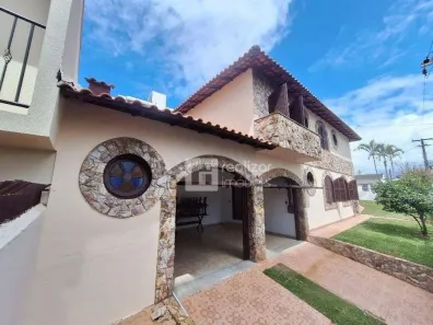 Casa com 5 Quartos à venda, 265m² no Barreiros, São José