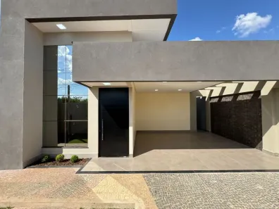 Casa com 3 Quartos à venda, 185m² no Plano Diretor Sul, Palmas