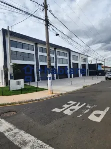 Ponto Comercial para alugar, 300m² no Vila Real Continuação, Hortolândia