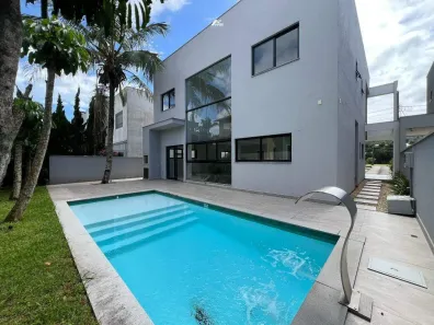 Casa de Condomínio com 5 Quartos à venda, 300m² no Barra, Balneário Camboriú