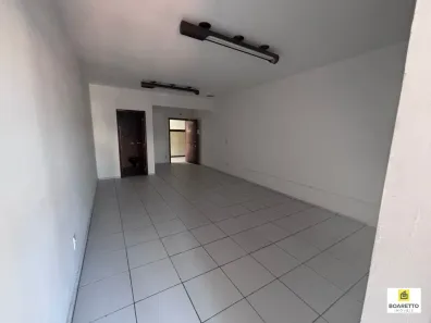 Sala Comercial para alugar, 36m² no Centro, Joinville