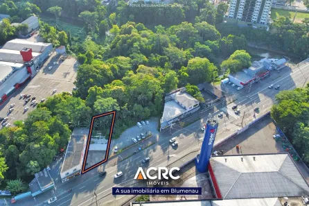 Lote/Terreno à venda, 748m² no Centro, Blumenau
