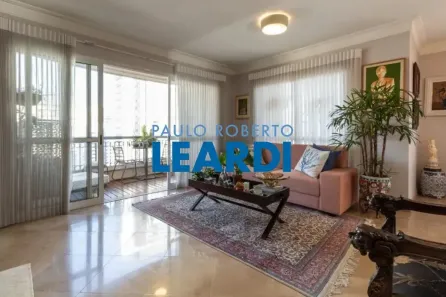 Apartamento com 2 Quartos à venda, 165m² no Moema, São Paulo