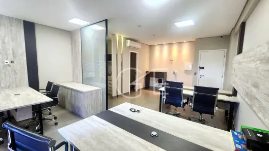 Sala Comercial para alugar, 52m² no Vila Mathias, Santos