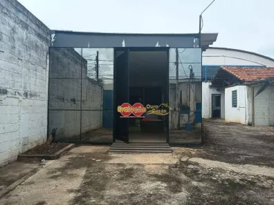 Galpão/Depósito/Armazém para venda ou aluguel, 750m² no Jardim de Lucca, Itatiba