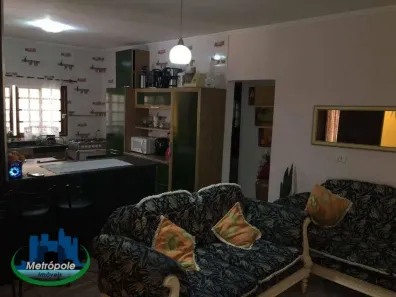 Casa com 3 Quartos à venda, 250m² no Jardim Monte Carmelo, Guarulhos