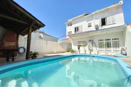 Sobrado com 4 Quartos à venda, 294m² no Estância Velha, Canoas