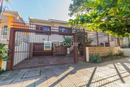 Casa com 3 Quartos à venda, 354m² no São João, Porto Alegre