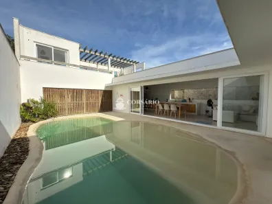 Sobrado com 3 Quartos à venda, 167m² no , Pontal do Paraná