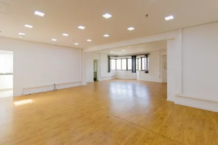 Sala Comercial para alugar, 300m² no Jardim Corazza, Itu
