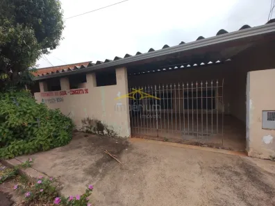 Casa com 2 Quartos à venda, 100m² no Antônio Zanaga I, Americana