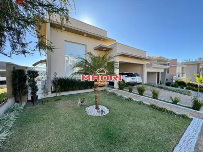Casa de Condomínio com 3 Quartos à venda, 211m² no Roncáglia, Valinhos