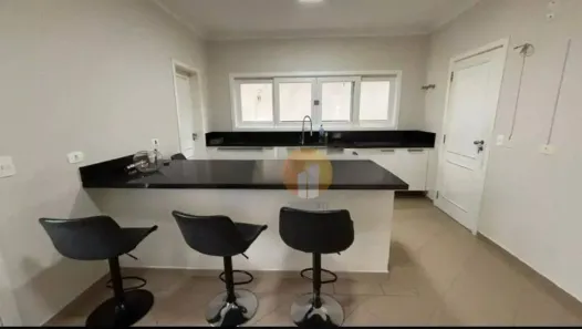 Casa de Condomínio com 4 Quartos para alugar, 430m² no Residencial Morada dos Lagos, Barueri