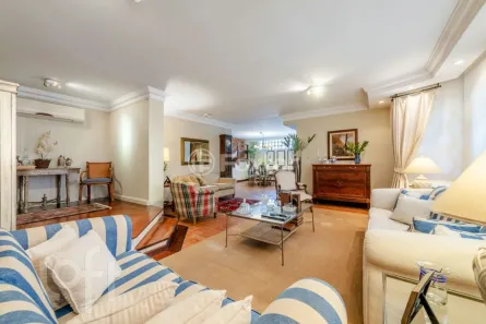 Casa com 4 Quartos à venda, 395m² no Três Figueiras, Porto Alegre
