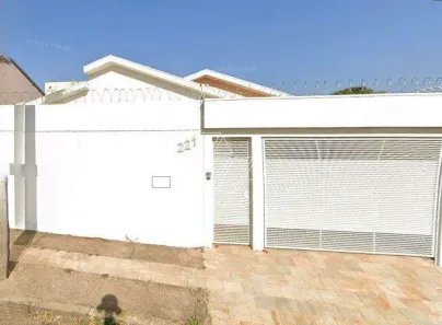 Casa com 3 Quartos para alugar, 100m² no Jardim Cavallari, Marília