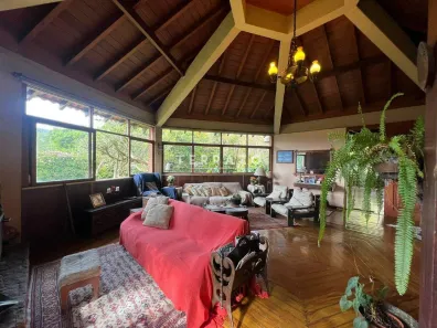 Casa com 4 Quartos à venda, 320m² no Iucas, Teresópolis