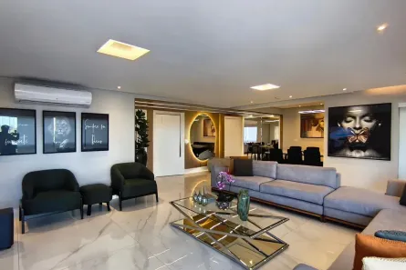 Apartamento com 3 Quartos à venda, 215m² no Aclimação, São Paulo