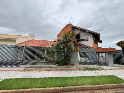 Casa com 4 Quartos à venda, 237m² no Mediterrâneo, Londrina