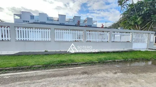 Casa com 3 Quartos para alugar, 266m² no Balneário Gardem Mar, Caraguatatuba