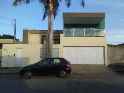 Casa com 1 Quarto à venda, 246m² no Santo Antônio, Sete Lagoas