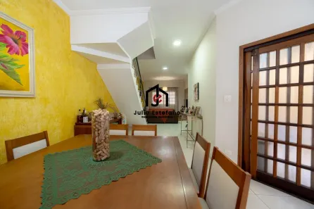 Sobrado com 3 Quartos para alugar, 170m² no Residencial Portal da Mantiqueira, Taubaté