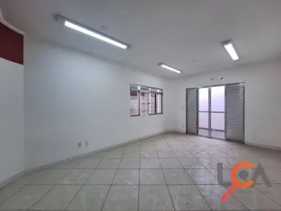 Sala Comercial para alugar, 157m² no Balneário Forest, Caraguatatuba