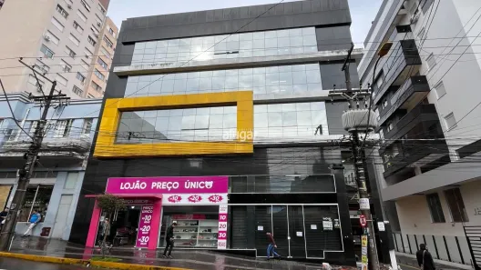 Sala Comercial para alugar, 258m² no Centro, Caxias do Sul