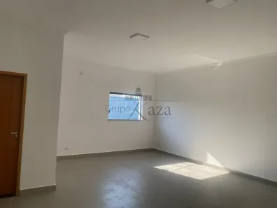 Prédio Comercial para alugar, 425m² no Jardim das Indústrias, São José dos Campos