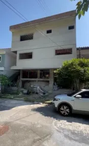 Casa de Condomínio com 3 Quartos à venda, 250m² no Charitas, Niterói