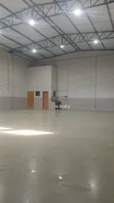 Galpão/Depósito/Armazém para alugar, 237m² no Fraternidade, Londrina