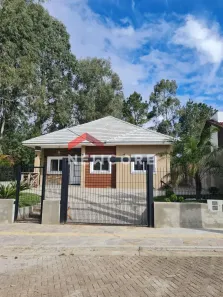 Casa com 3 Quartos à venda, 117m² no , Gramado