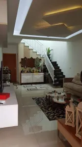 Casa com 3 Quartos à venda, 134m² no Vila Bertioga, São Paulo