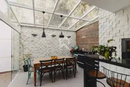 Casa com 3 Quartos à venda, 152m² no Santo Inácio, Curitiba