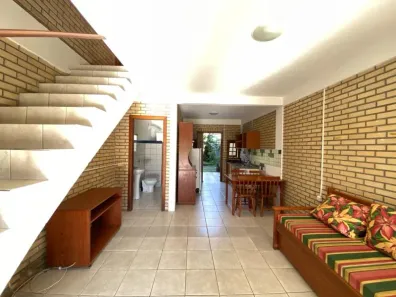 Casa com 2 Quartos para alugar, 80m² no Barra da Lagoa, Florianópolis