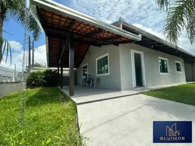 Casa com 3 Quartos à venda, 130m² no Centro, Balneário Piçarras