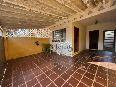 Casa com 4 Quartos à venda, 155m² no Vila Padre Bento, Itu