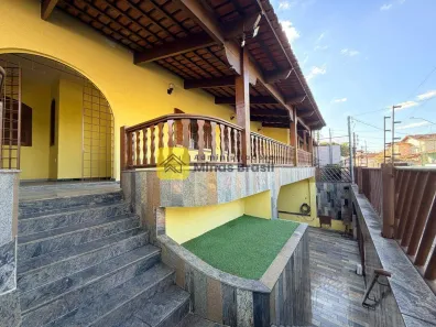 Casa com 4 Quartos à venda, 221m² no Central Parque, Contagem