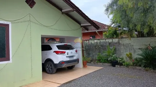 Casa com 3 Quartos à venda, 168m² no Fátima, Joinville