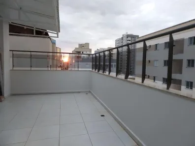 Cobertura com 3 Quartos à venda, 214m² no Santa Mônica, Uberlândia