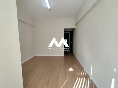 Sala Comercial à venda, 30m² no Santa Efigênia, Belo Horizonte