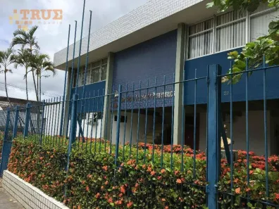 Prédio Comercial à venda, 528m² no Cordeiro, Recife
