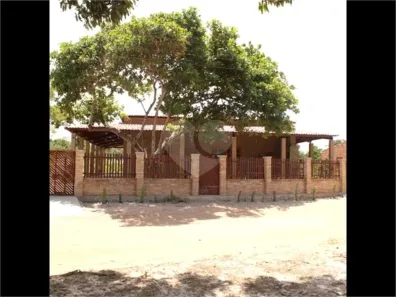 Casa com 3 Quartos à venda, 280m² no , Cruz