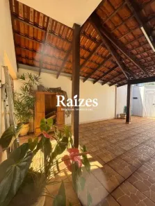 Casa com 5 Quartos à venda, 314m² no Segismundo Pereira, Uberlândia